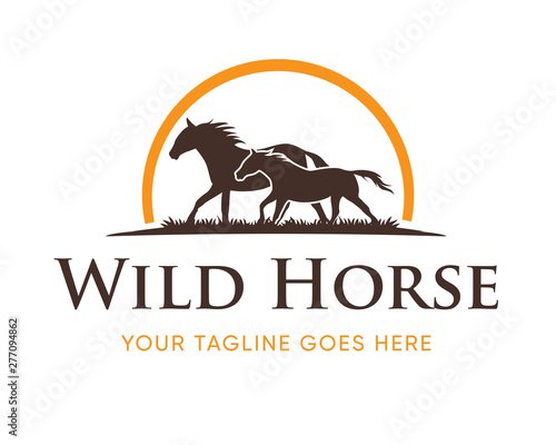 Creative Horse Elegant Logo Symbol Design Illustration Vector for Company
