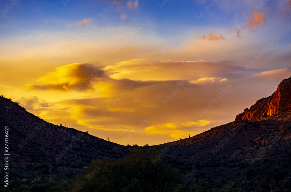 Fototapeta premium Clouds at Sunset