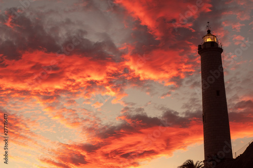 Cuadro en lienzo Mijas, Malaga, España; May, 24, 2019; sunset at the Calaburra lighthouse, Mijas