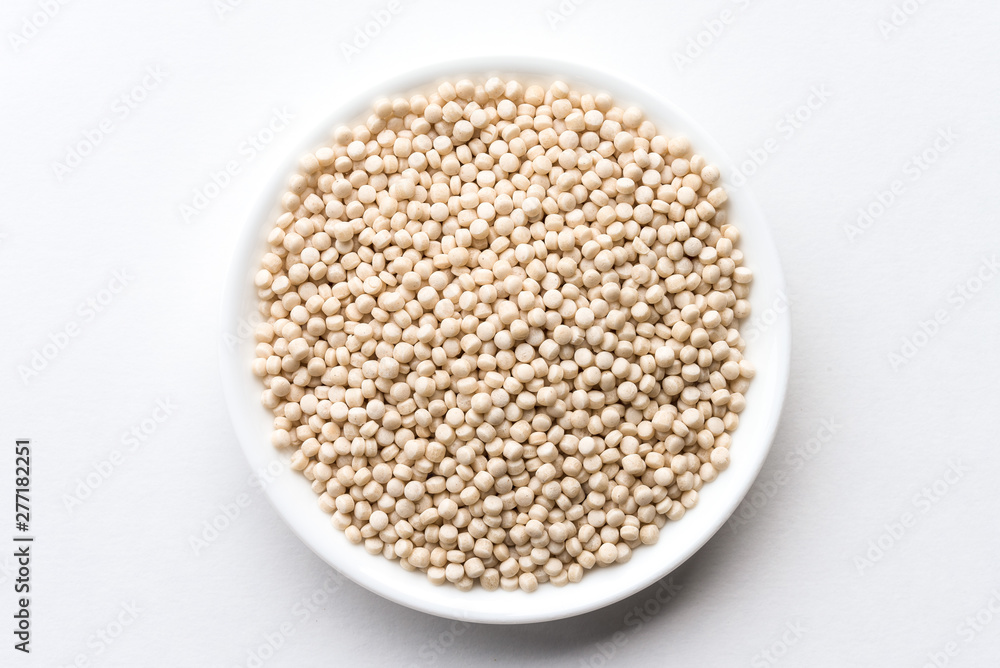 Middle Eastern Couscous in a Bowl Middle Eastern Couscous in a Bowl