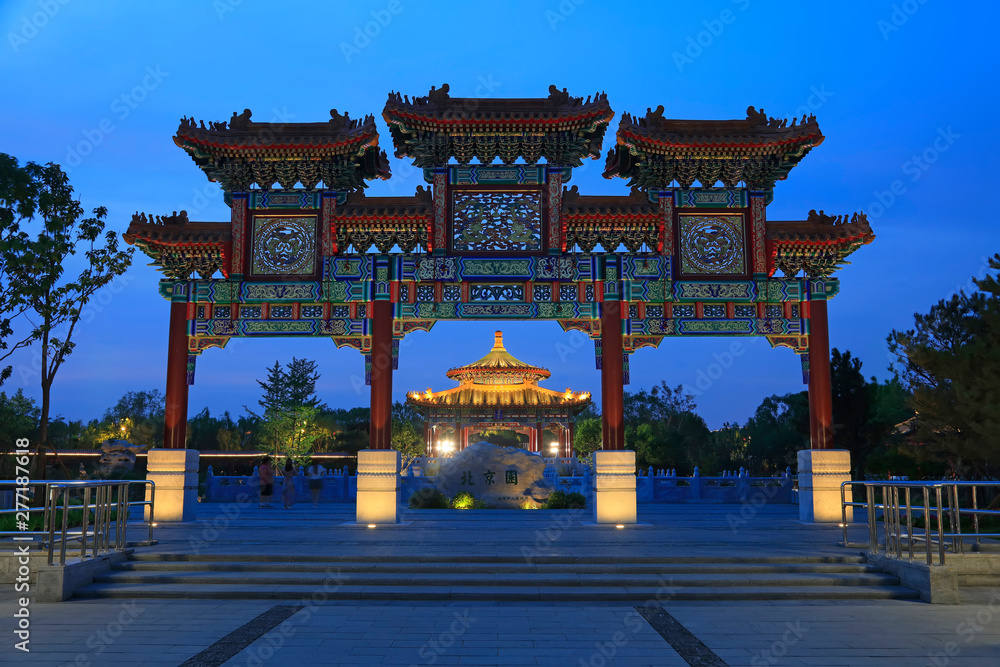 Fototapeta premium The night scene of Chinese classical architectural landscape