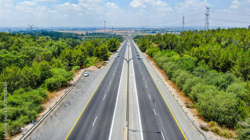 Fototapeta premium road in the mountains