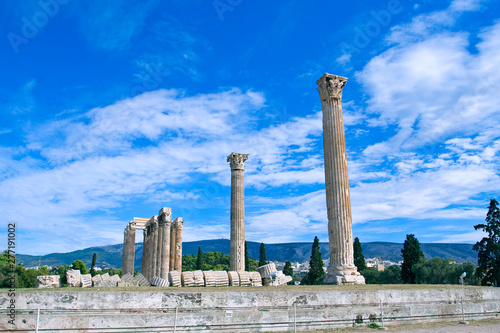 Ancient temple of Apalona on the island of Єgina in Greece photo