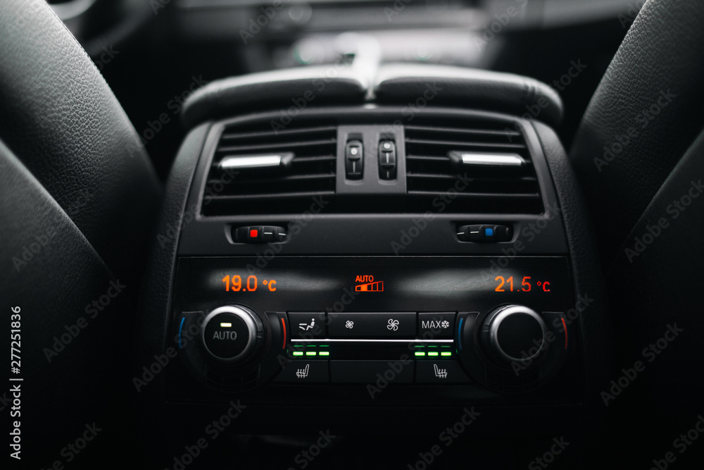 Car rear air conditioning control