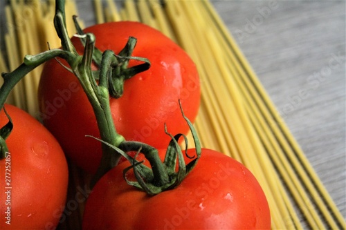 Tomatoes & Spagehetti photo