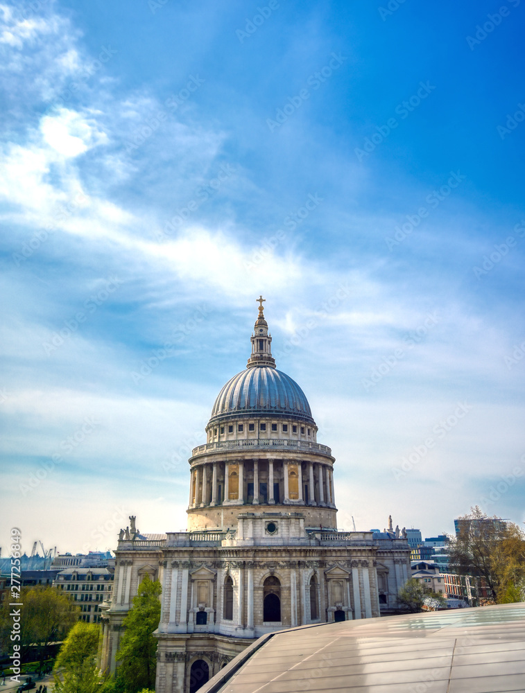 Obraz premium St. Paul's Cathedral in Central London, England, UK.