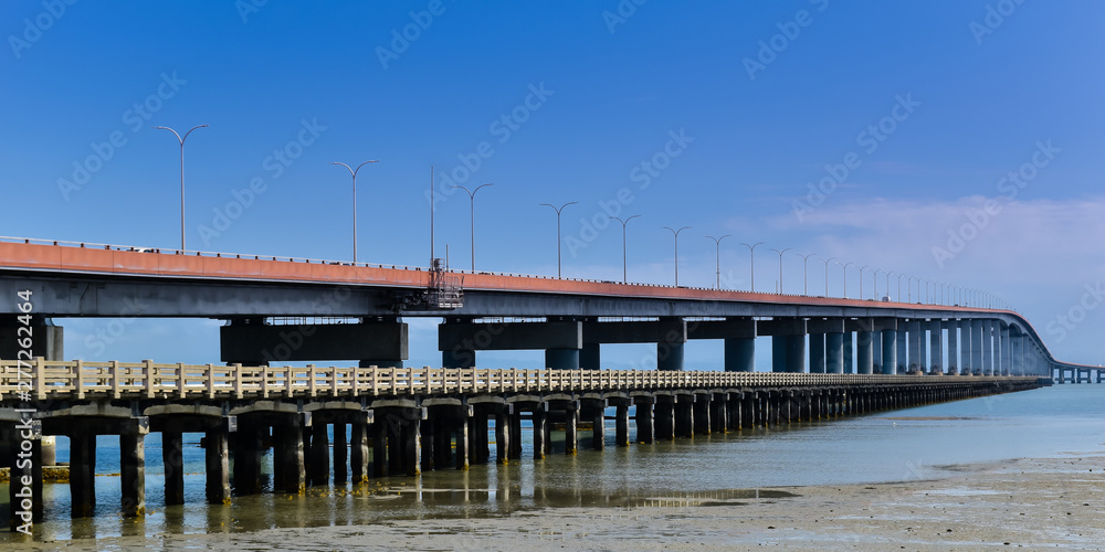 San Mateo–Hayward Bridge as seen from the Foster City (San Mateo) end - Bay Area, California