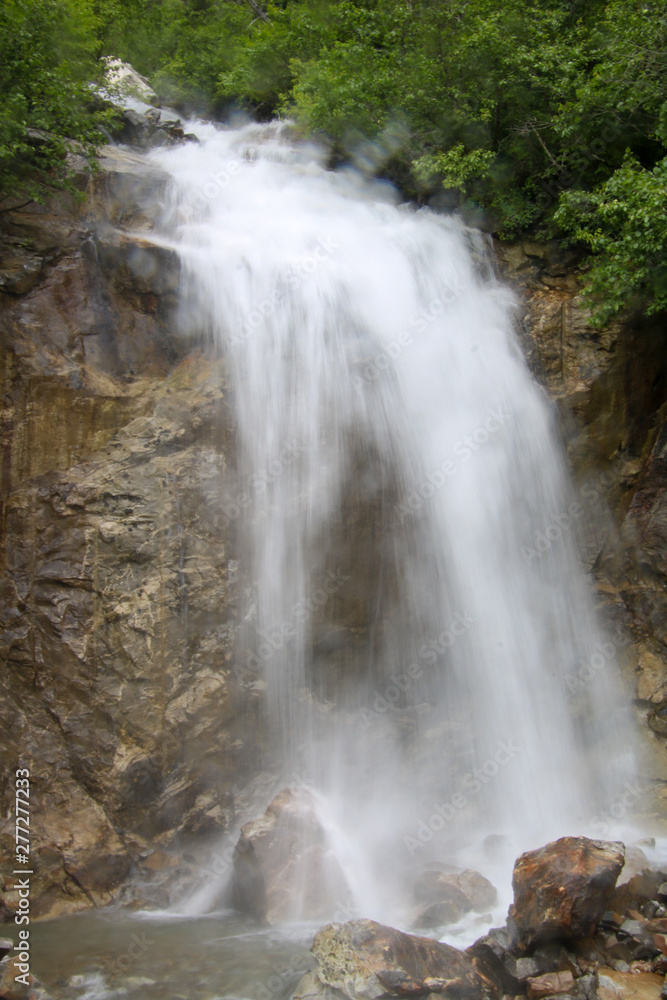 Fototapeta premium Peaceful Waterfall
