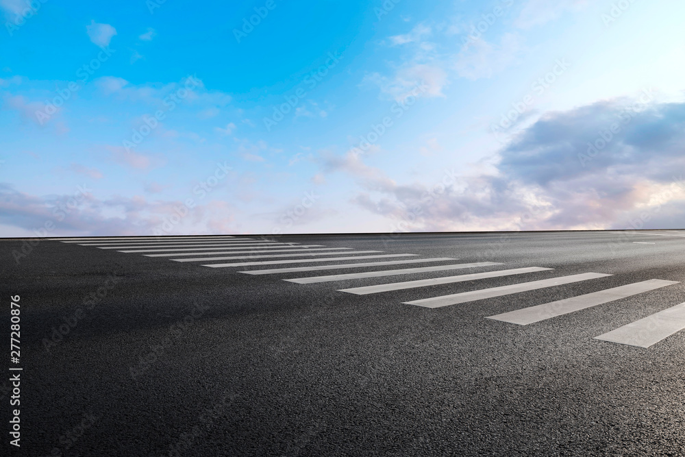 Fototapeta premium Road and Sky Landscape..