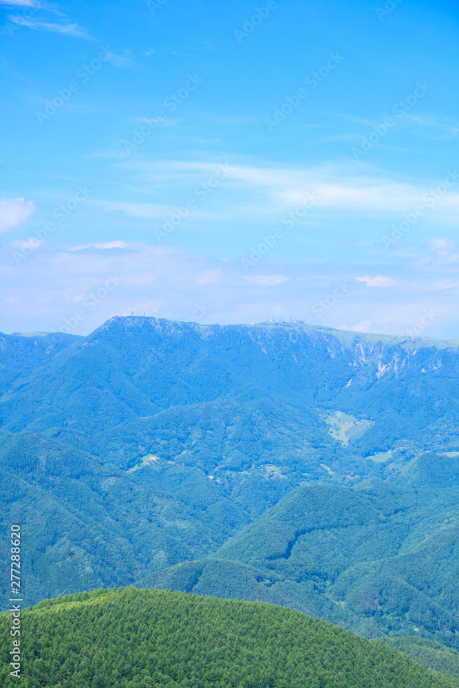 Naklejka premium 鉢伏山から望む美ヶ原 長野県松本市