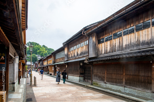 金沢東山茶街