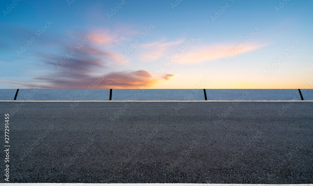 Fototapeta premium Sky Highway Asphalt Road and beautiful sky sunset scenery