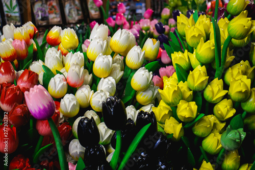 amsterdam ceramic tullips