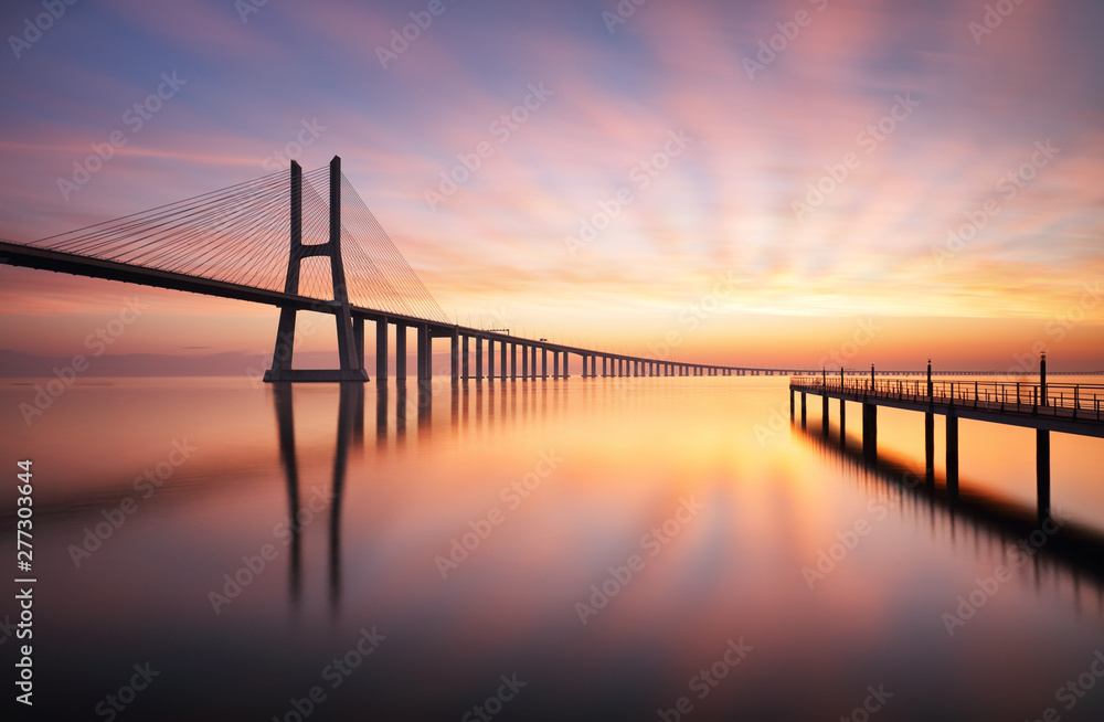 Lisbon bridge - Vasco da Gama at sunrise, Portugal - obrazy, fototapety, plakaty 
