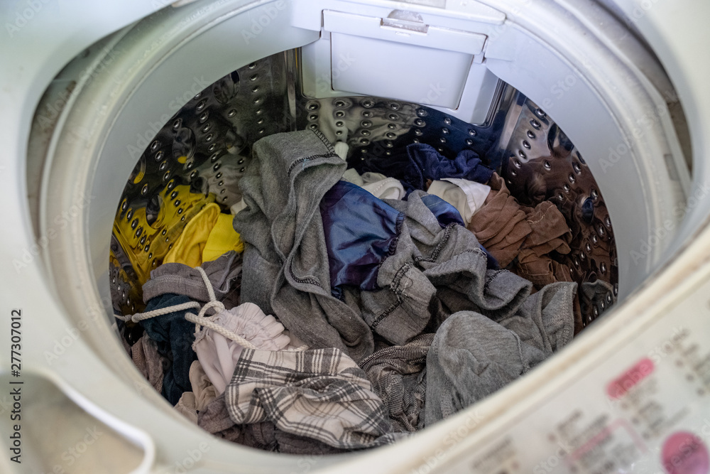 Unclean clothes in washing machine Unclean clothes in washing machine