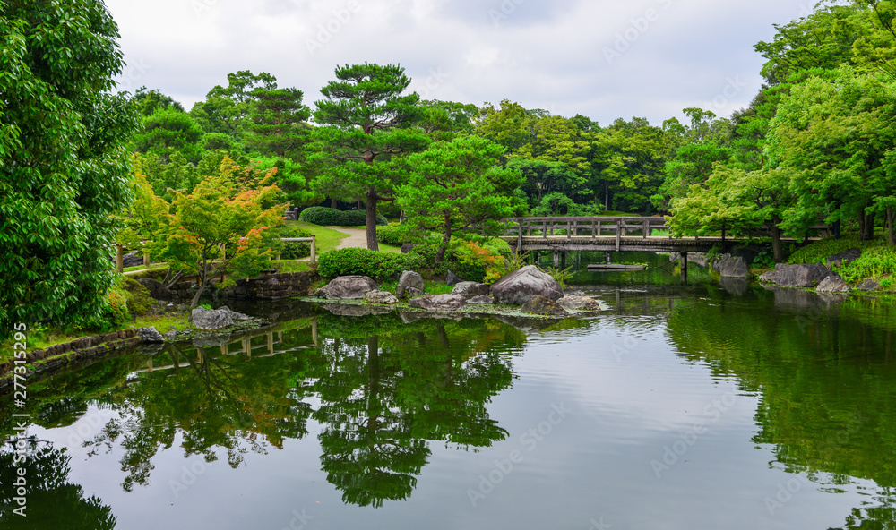 Fototapeta premium Idyllic landscape of Japanese garden