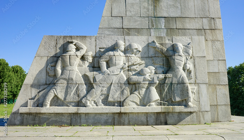 Obraz premium Дмитров. Перемиловская_высота, Монумент