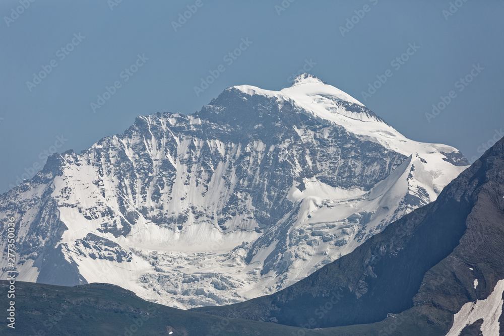 le sommet de la Jungfrau le sommet de la Jungfrau