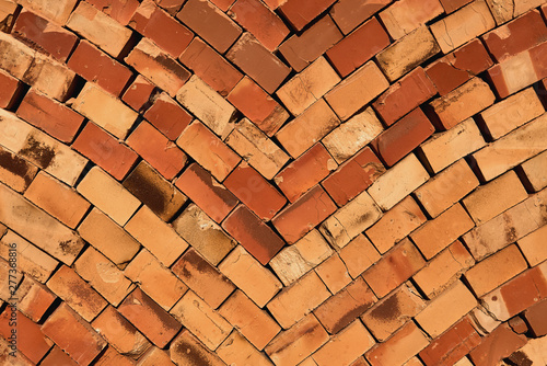Fotografie a pile of red building bricks