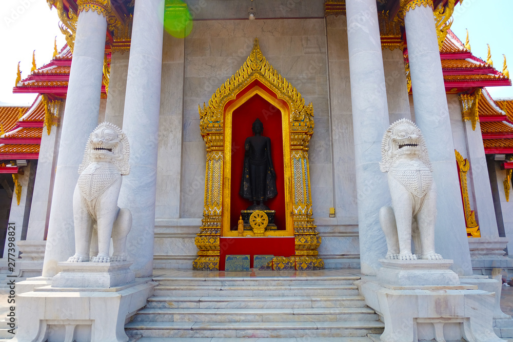 Fototapeta premium beautiful thai temples in bangkok