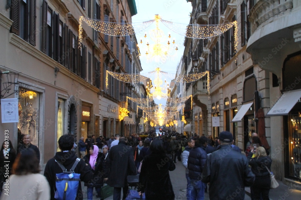 via Condotti Roma a Natale