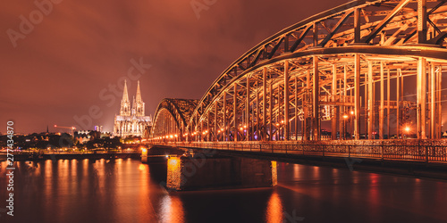 Obraz na płótnie Cologne, Germany w salonie