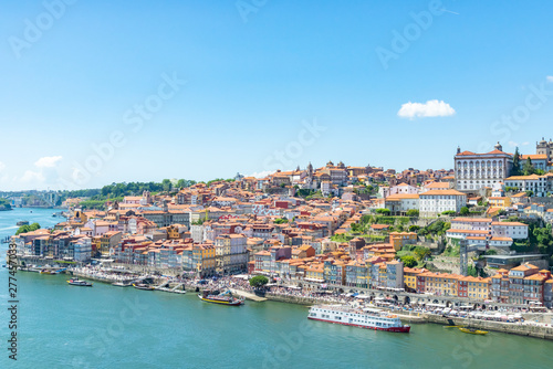 Fototapeta Naklejka Na Ścianę i Meble -  View of Porto city on summer day