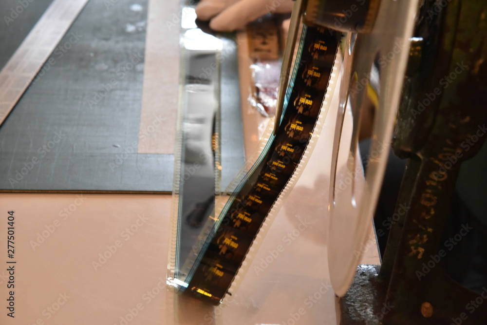 Obraz premium Checking on 35 mm. motion film