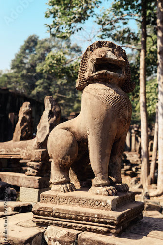 Sculpture of statue of lion in Cambodia. Angkor Wat is the largest religious monument in the world and a World heritage listed complex © ANR Production