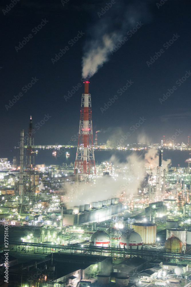 うみてらす14 四日市港ポートビル から眺めた四日市コンビナートの工場夜景 Stock 写真 Adobe Stock