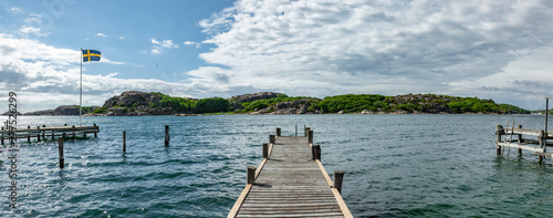 Schärenküste in Valön in Bohuslän Schweden photo