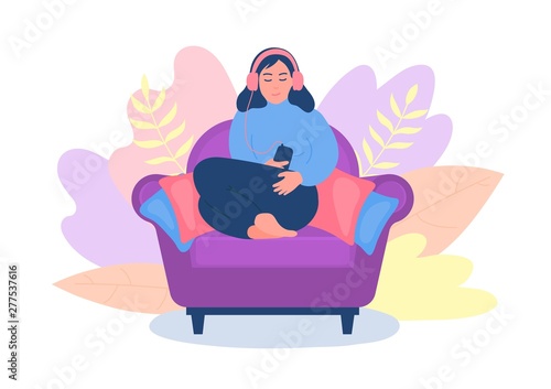 Woman listenning podcasts, online trainings, music, or online radio. 