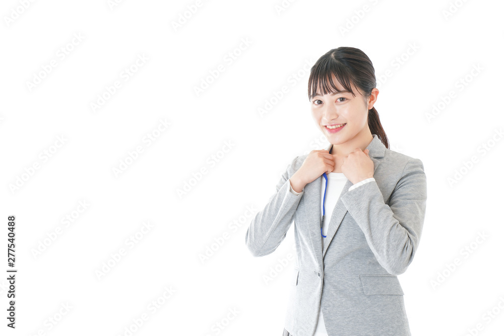 オフィスで働く若いビジネスウーマン オフィスで働く若いビジネスウーマン