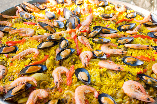 Spanische Paella Pfanne