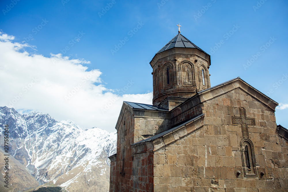 Fototapeta premium Gergeti Trinity Church in Georgia