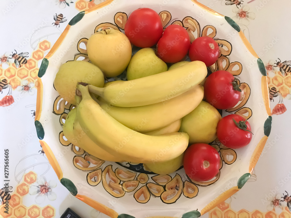 Fototapeta premium Piatto con frutta