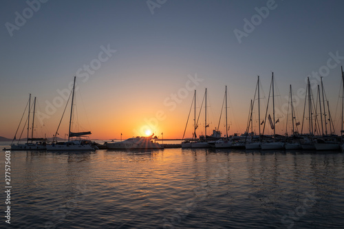 Sonnenuntergang auf griechischer Insel NAXOS © scaleworker