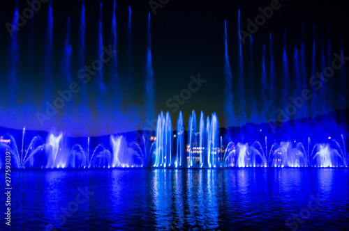 fountain at the night