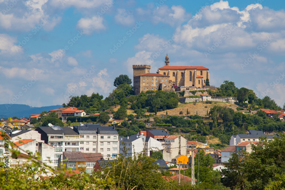 Obraz premium monumental set of Saint Vincent del Pino, in monforte de lemos, lugo, formed by the Tower of Homage, the Palace of the Condal and the Benedictine Monastery, present-day tourist site