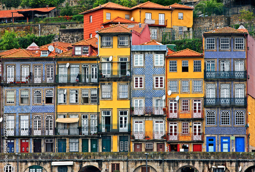 Obraz na plátně Facades at the Ribeira, the most beautiful neighborhood of Porto city, Portugal