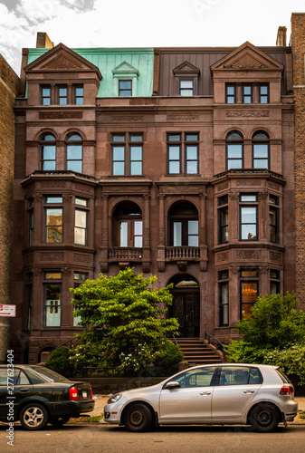 Historic brownsone building facade in Clinton Hill, Brooklyn, New York © auseklis