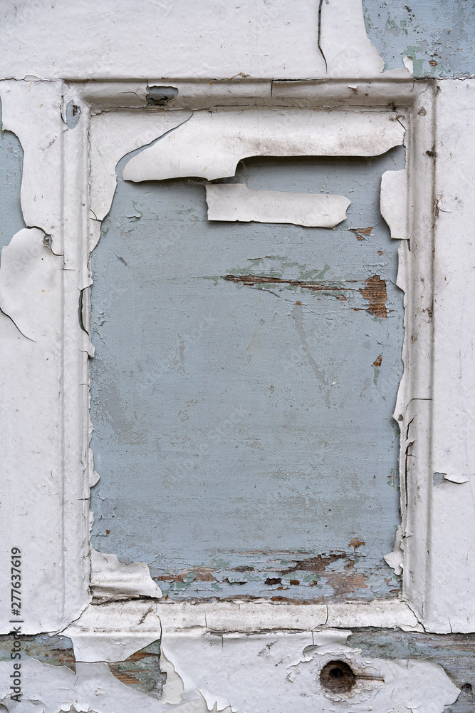 white paint peeling off the wooden base. Old wooden detail with peeling white paint. Corroded painted coating. Old wooden board with faded paint. white paint peeling off the wooden base. Old wooden detail with peeling white paint. Corroded painted coating. Old wooden board with faded paint.