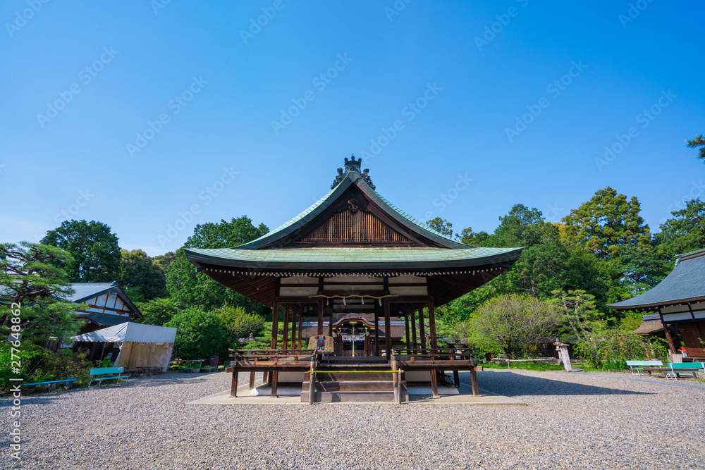 京都　梅宮大社の拝殿
