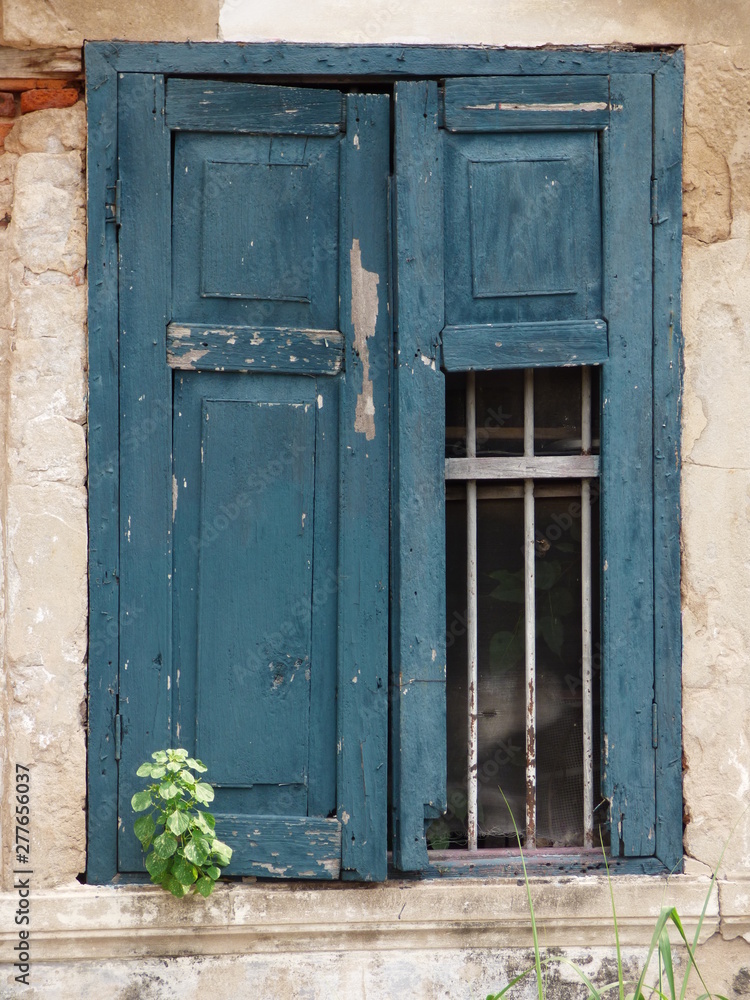 Fototapeta premium old window
