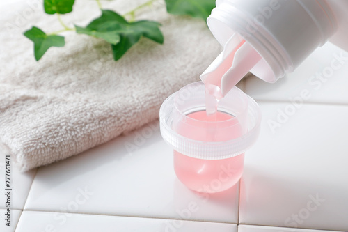 Tableau sur toile 洗剤　Liquid detergent