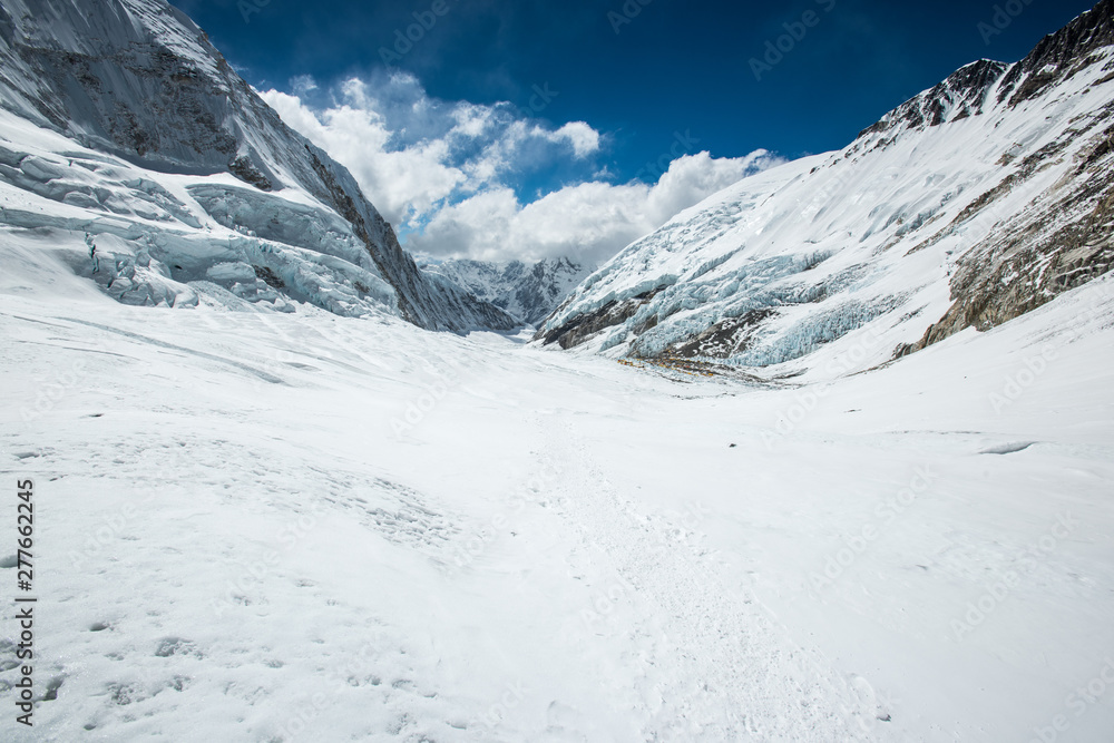 Mount Everest Basecamp Region