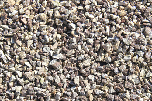 grauer Zierkies für die Gartengestaltung