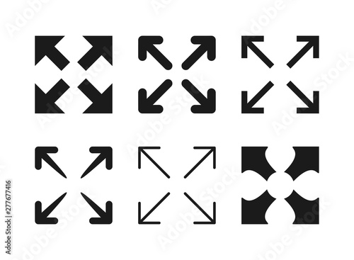 Set of expand icon. Trendy sweet flat symbol. Vector illustration. Isolated on white background.