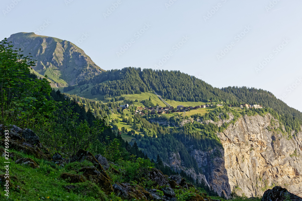 Fototapeta premium Village de Murren dans les Alpes Suisses
