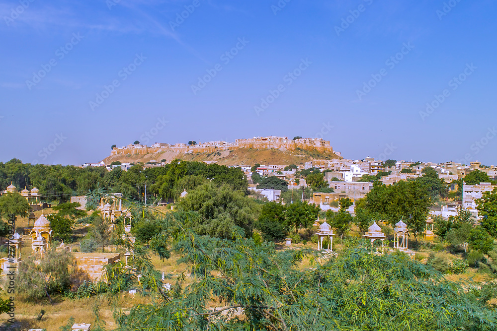 Fototapeta premium Beautiful panorama of the Golden Fort of Jaisalmer, India